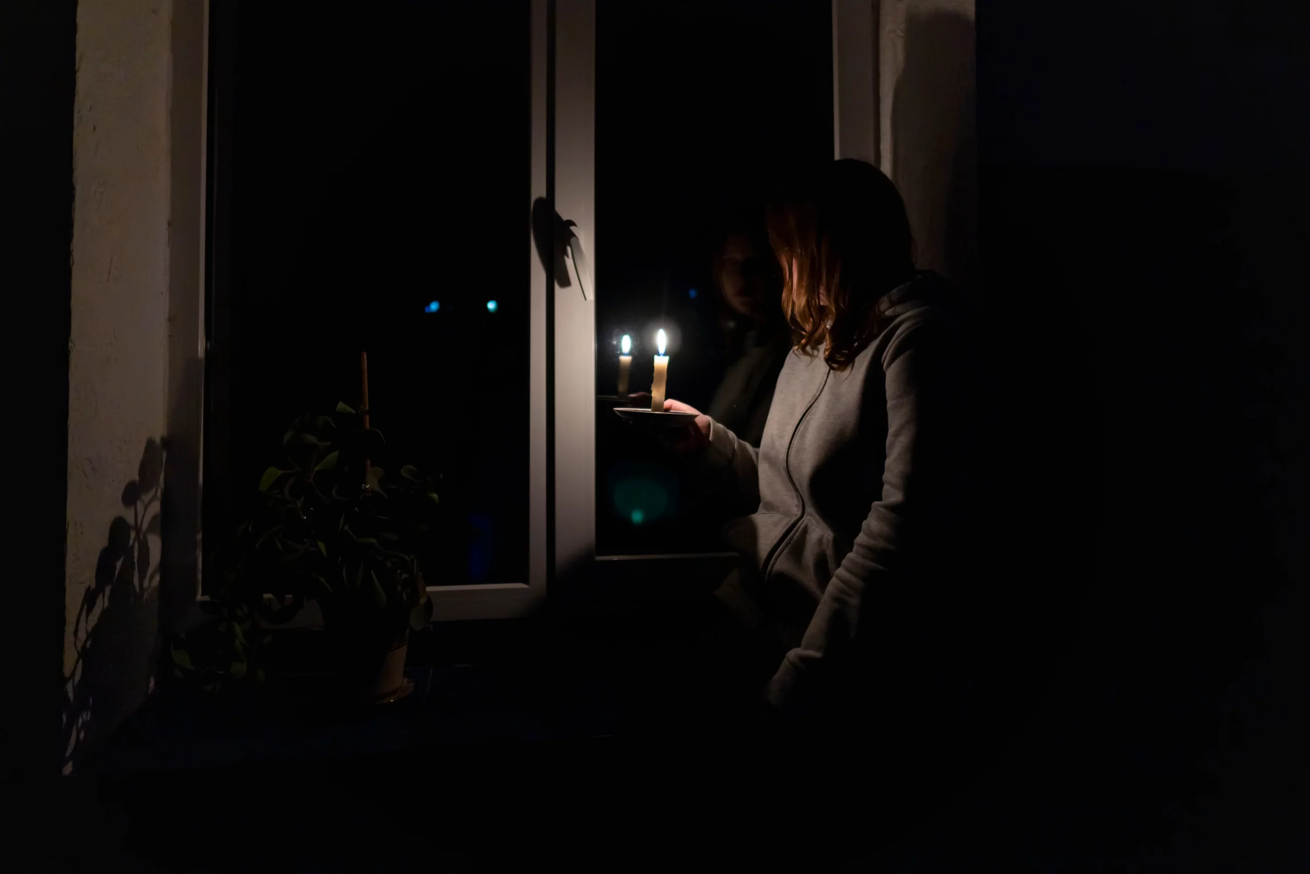 por-que-con-placas-solares-me-quedo-sin-luz-cuando-hay-un-apagon